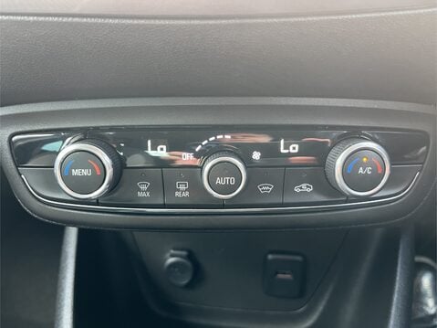Vauxhall Crossland X 1.2T [130] Elite 5dr [Start Stop] 18