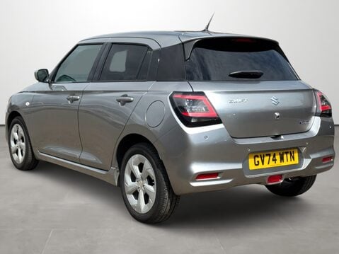 Suzuki Swift 1.2 Mild Hybrid Motion 5dr 3