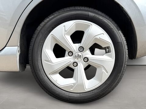 Suzuki Swift 1.2 Mild Hybrid Motion 5dr 12