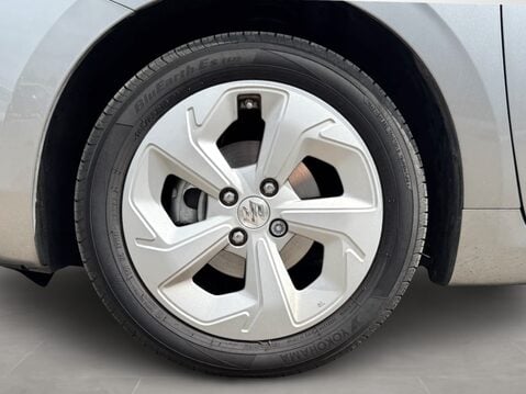 Suzuki Swift 1.2 Mild Hybrid Motion 5dr 14
