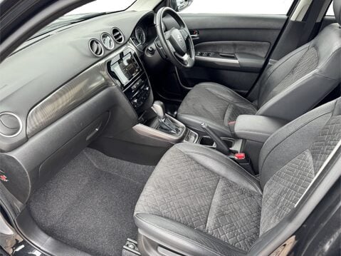 Suzuki Vitara 1.4 Boosterjet 48V Hybrid SZ5 5dr Auto 2