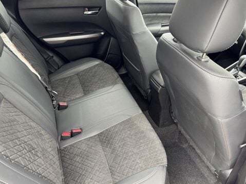 Suzuki Vitara 1.4 Boosterjet 48V Hybrid SZ5 5dr Auto 32