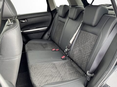 Suzuki Vitara 1.4 Boosterjet 48V Hybrid SZ5 5dr Auto 35