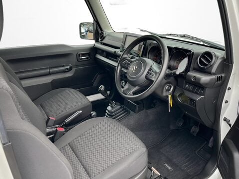 Suzuki Jimny 1.5 ALLGRIP Commercial 4WD 14
