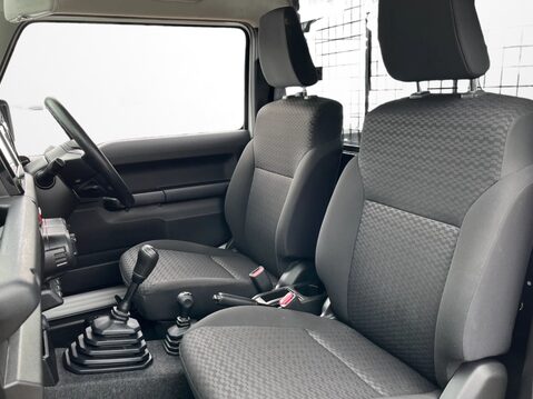 Suzuki Jimny 1.5 ALLGRIP Commercial 4WD 15