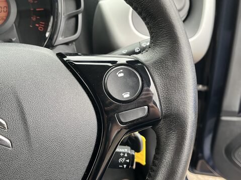 Citroen C1 1.2 PureTech Flair 3dr 25