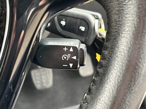Citroen C1 1.2 PureTech Flair 3dr 26