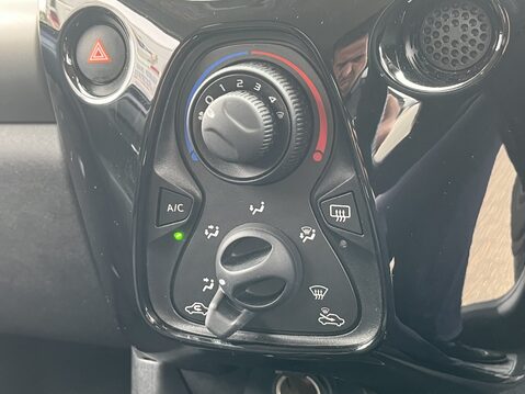 Citroen C1 1.2 PureTech Flair 3dr 30
