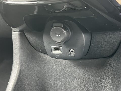 Citroen C1 1.2 PureTech Flair 3dr 31