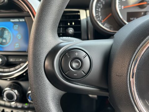 Mini Hatchback 1.5 Cooper Classic II 5dr Auto 21