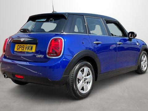 Mini Hatchback 1.5 Cooper Classic II 5dr Auto 10