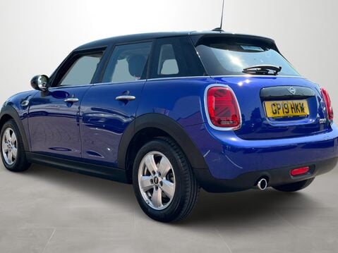 Mini Hatchback 1.5 Cooper Classic II 5dr Auto 3