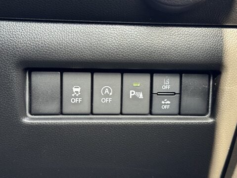 Suzuki Swift 1.2 Dualjet 83 12V Hybrid SZ5 5dr 30