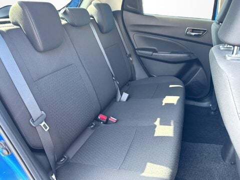 Suzuki Swift 1.2 Dualjet 83 12V Hybrid SZ5 5dr 33