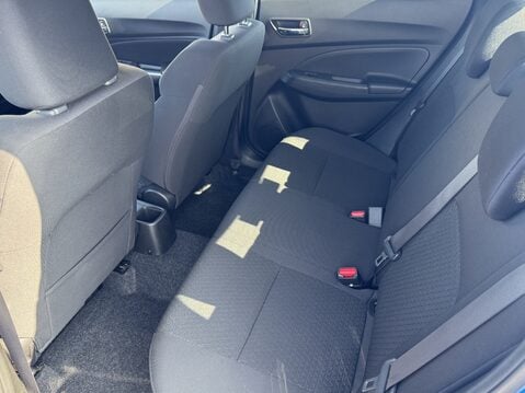 Suzuki Swift 1.2 Dualjet 83 12V Hybrid SZ5 5dr 34