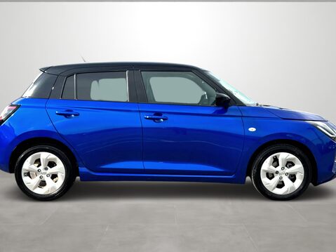 Suzuki Swift 1.2 Mild Hybrid Motion 5dr CVT 10