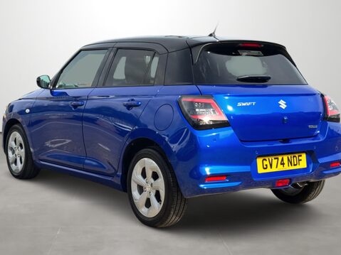 Suzuki Swift 1.2 Mild Hybrid Motion 5dr CVT 3