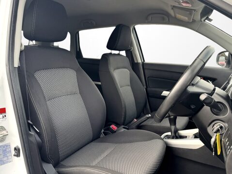 Suzuki Vitara 1.6 SZ-T 5dr 19