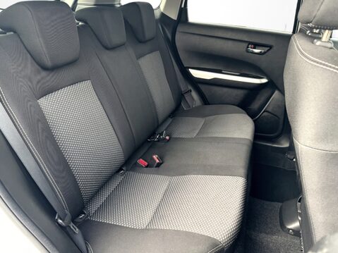 Suzuki Vitara 1.6 SZ-T 5dr 34