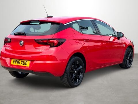 Vauxhall Astra 1.4T 16V 150 SRi 5dr 9