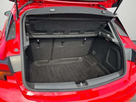 Vauxhall Astra 1.4T 16V 150 SRi 5dr 36