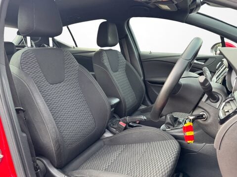 Vauxhall Astra 1.4T 16V 150 SRi 5dr 19