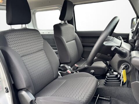 Suzuki Jimny 1.5 ALLGRIP Commercial 4WD 17