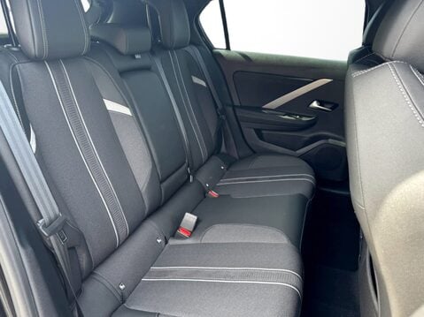 Vauxhall Astra 1.2 Turbo 130 GS 5dr 34