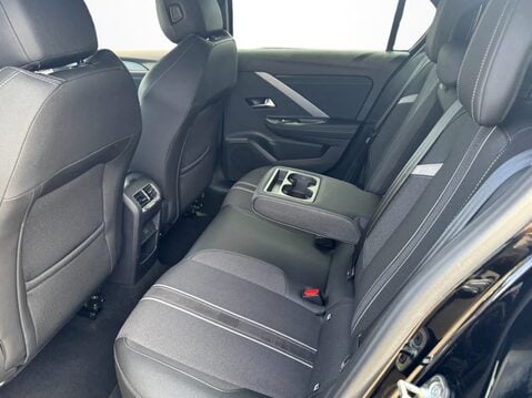 Vauxhall Astra 1.2 Turbo 130 GS 5dr 31