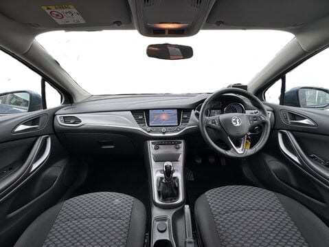 Vauxhall Astra 1.4T 16V 125 Tech Line 5dr 21