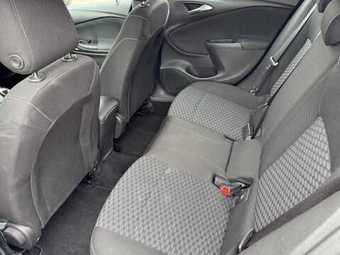 Vauxhall Astra 1.4T 16V 125 Tech Line 5dr 37