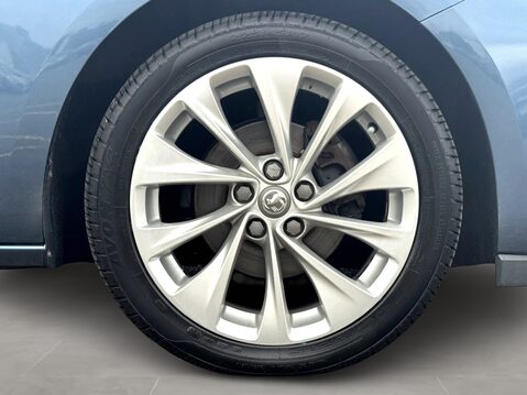 Vauxhall Astra 1.4T 16V 125 Tech Line 5dr 13
