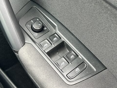 Volkswagen Tiguan 1.5 TSi EVO 130 Match 5dr 30