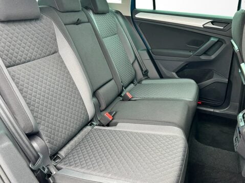 Volkswagen Tiguan 1.5 TSi EVO 130 Match 5dr 33