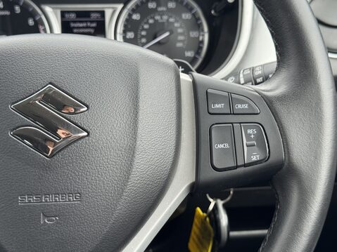 Suzuki Vitara 1.6 SZ-T 5dr Auto 27