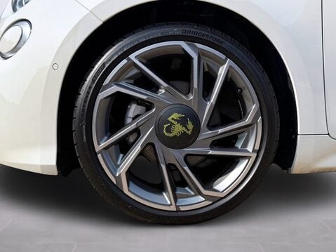 Abarth 500 114kW Turismo 42.2kWh 2dr Auto 14