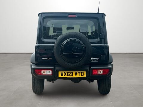 Suzuki Jimny 1.5 SZ4 ALLGRIP 3dr 8