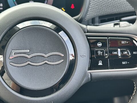 Fiat 500 87kW La Prima 42kWh 2dr Auto 30