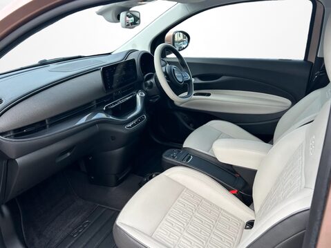Fiat 500 87kW La Prima 42kWh 2dr Auto 2