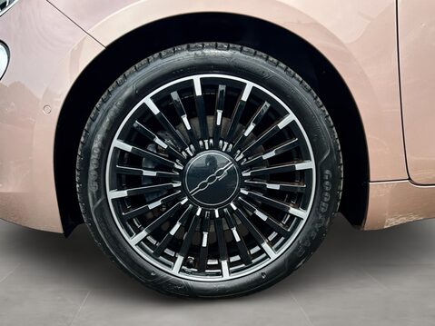 Fiat 500 87kW La Prima 42kWh 2dr Auto 15
