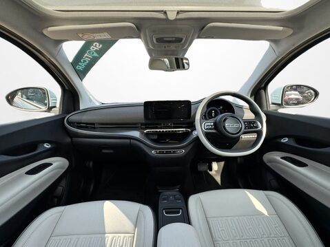 Fiat 500 87kW La Prima 42kWh 3dr Auto 17