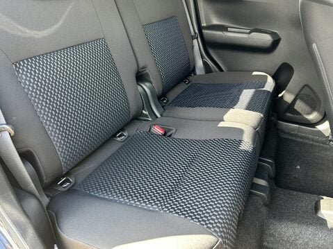 Suzuki Ignis 1.2 Dualjet 12V Hybrid SZ5 5dr 34