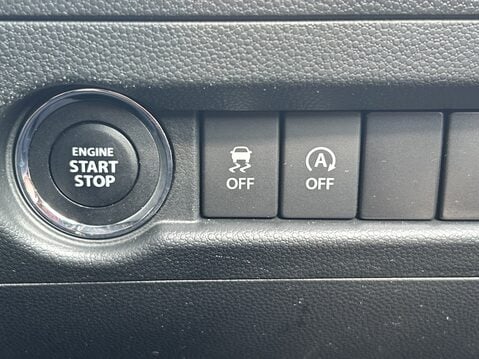 Suzuki Ignis 1.2 Dualjet 12V Hybrid SZ5 5dr 29
