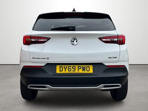 Vauxhall Grandland X 1.2 Turbo Elite Nav 5dr 8