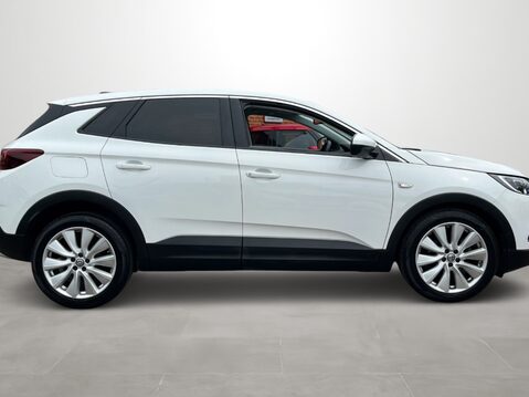 Vauxhall Grandland X 1.2 Turbo Elite Nav 5dr 10