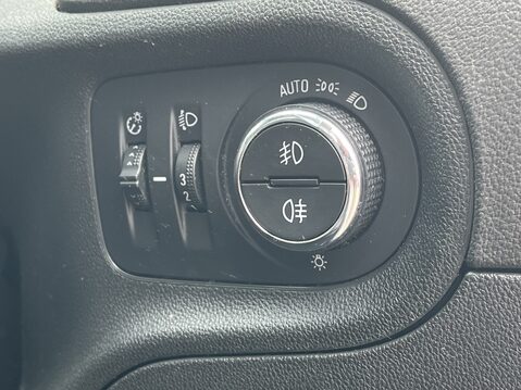 Vauxhall Grandland X 1.2 Turbo Elite Nav 5dr 19