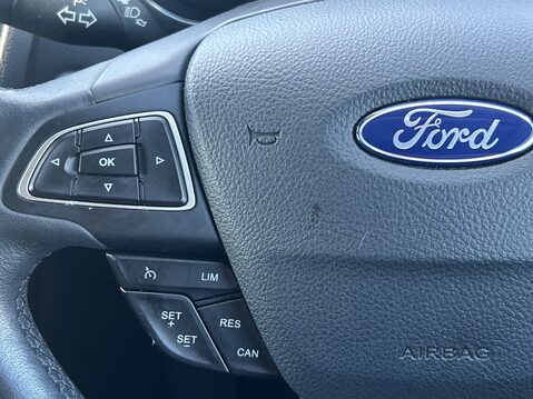 Ford Focus 1.0 EcoBoost 125 Titanium 5dr 31