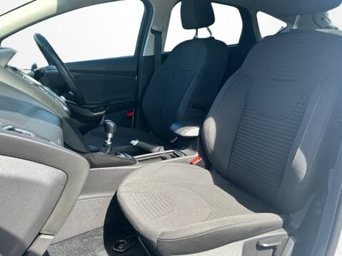 Ford Focus 1.0 EcoBoost 125 Titanium 5dr 21
