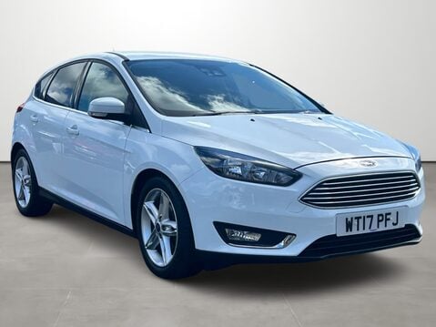Ford Focus 1.0 EcoBoost 125 Titanium 5dr 1