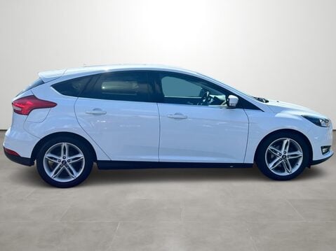 Ford Focus 1.0 EcoBoost 125 Titanium 5dr 11